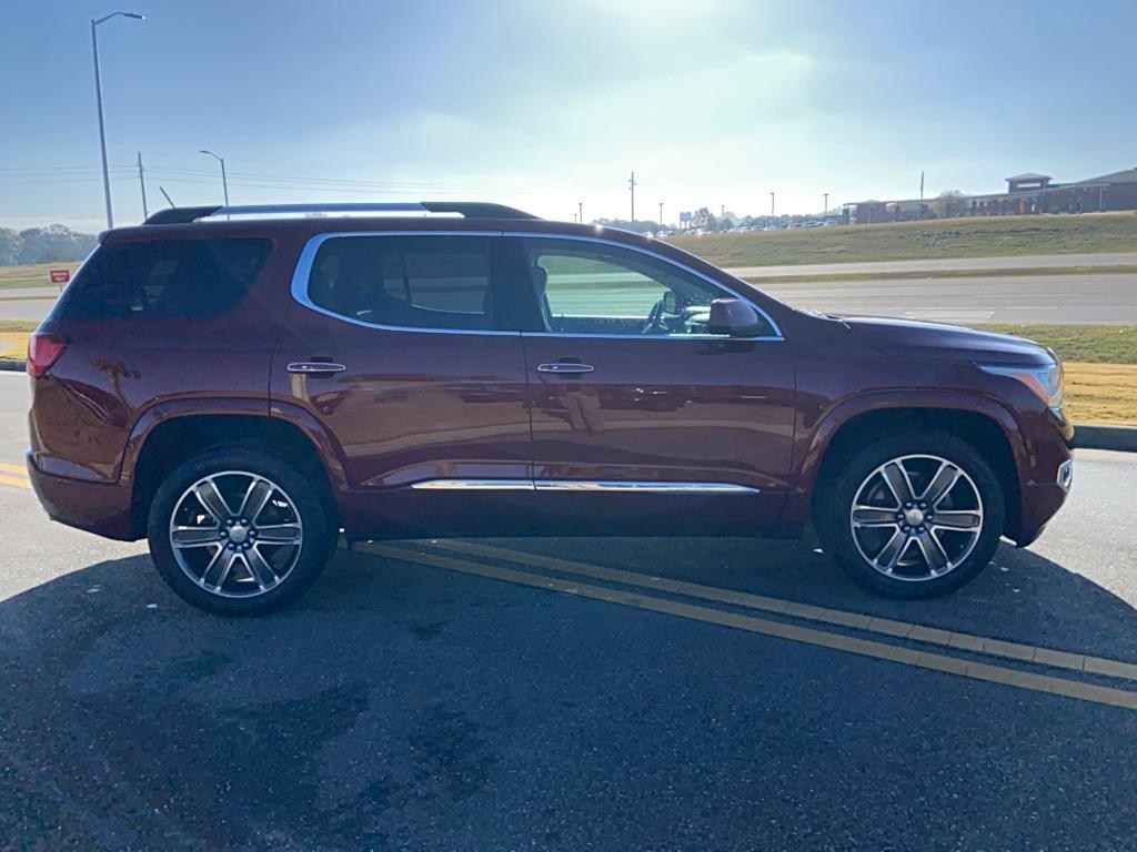 used 2018 GMC Acadia car, priced at $24,982