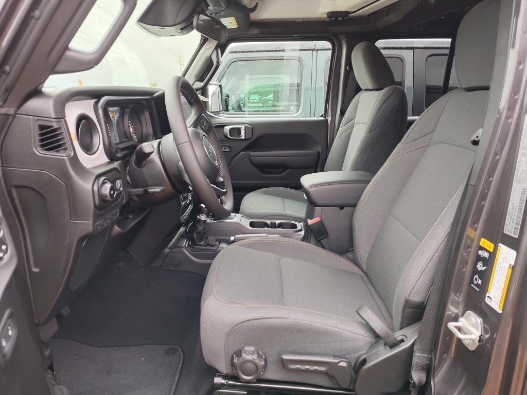 new 2026 Jeep Wrangler car, priced at $47,326