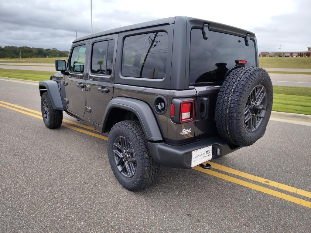 new 2026 Jeep Wrangler car, priced at $47,326