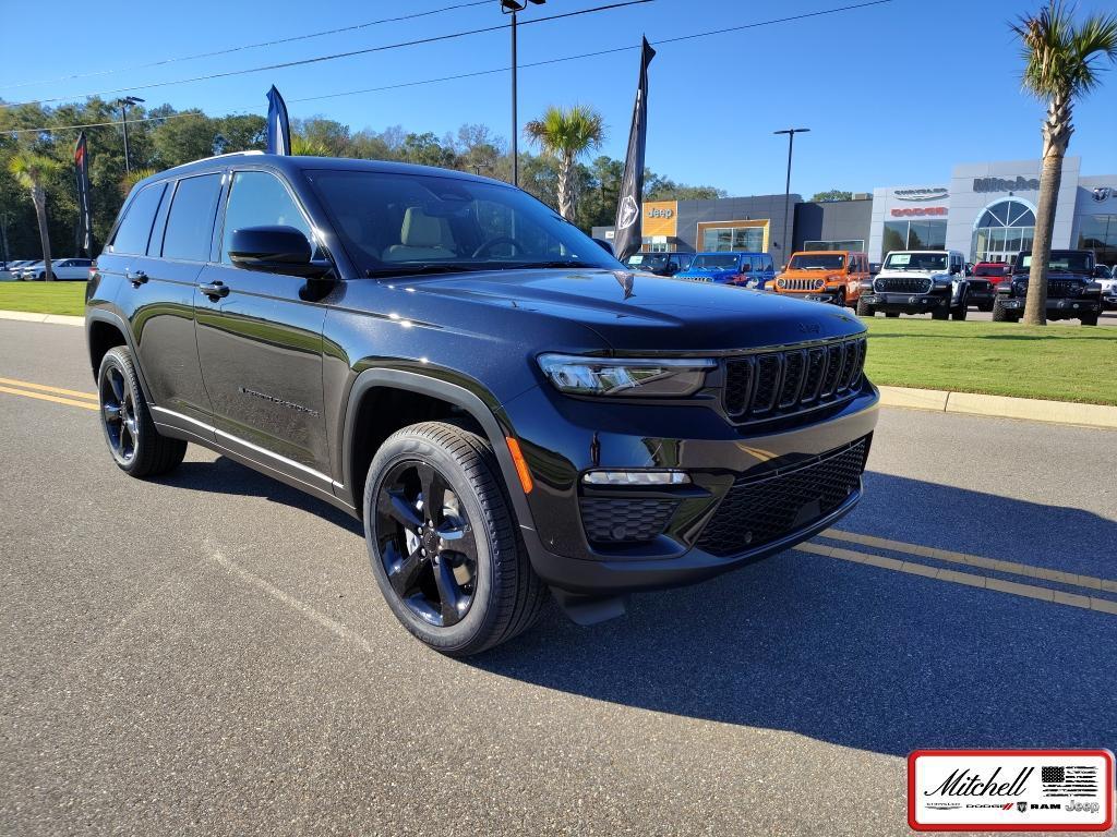 new 2025 Jeep Grand Cherokee car, priced at $48,104