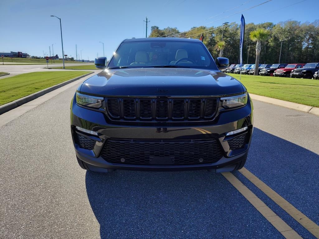 new 2025 Jeep Grand Cherokee car, priced at $48,104