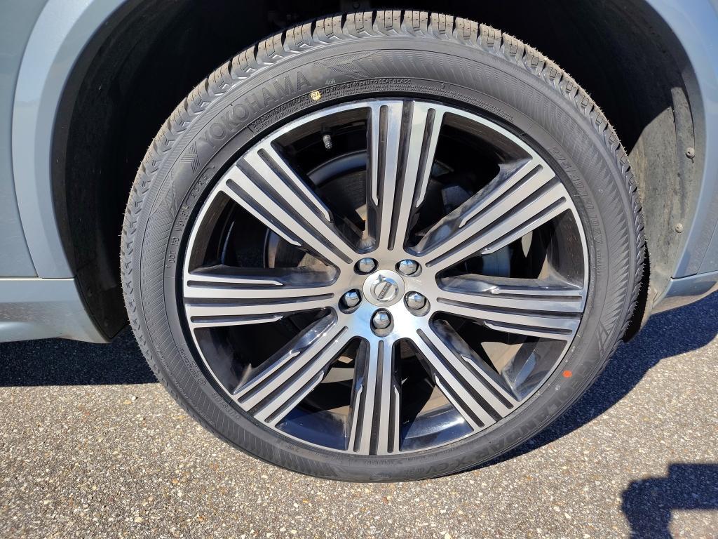 used 2020 Volvo XC90 car, priced at $27,957