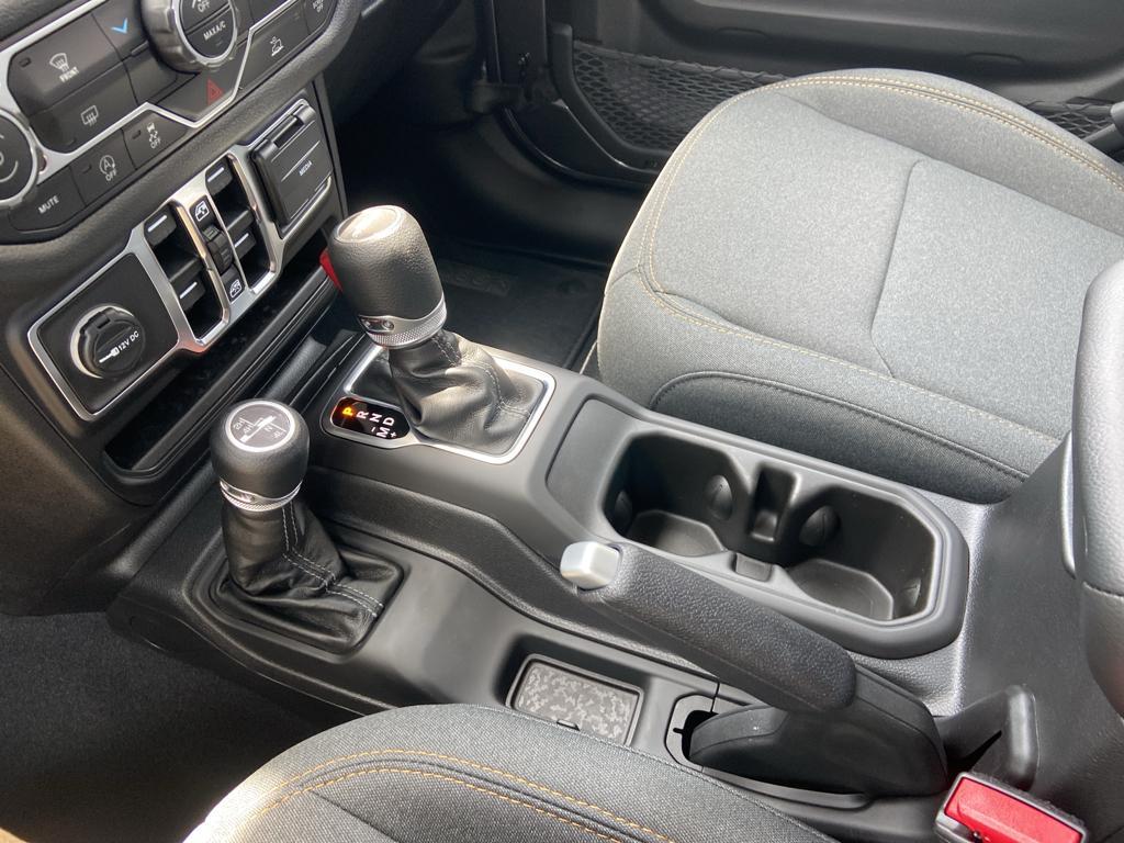 new 2025 Jeep Gladiator car, priced at $42,287