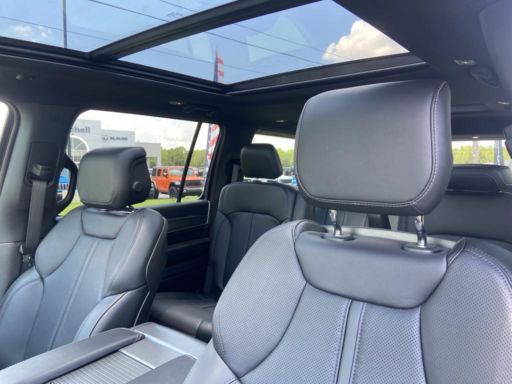 new 2025 Jeep Wagoneer car, priced at $70,998