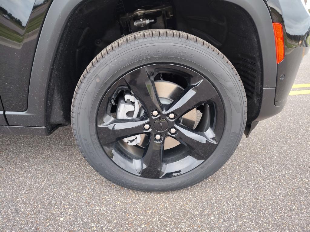 new 2025 Jeep Grand Cherokee L car, priced at $49,883