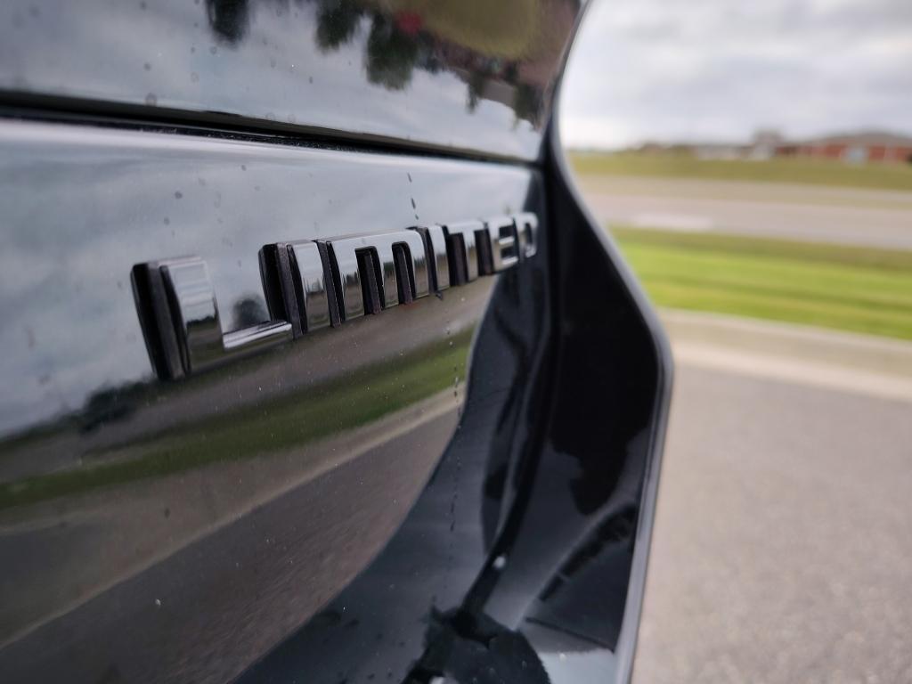 new 2025 Jeep Grand Cherokee L car, priced at $49,883