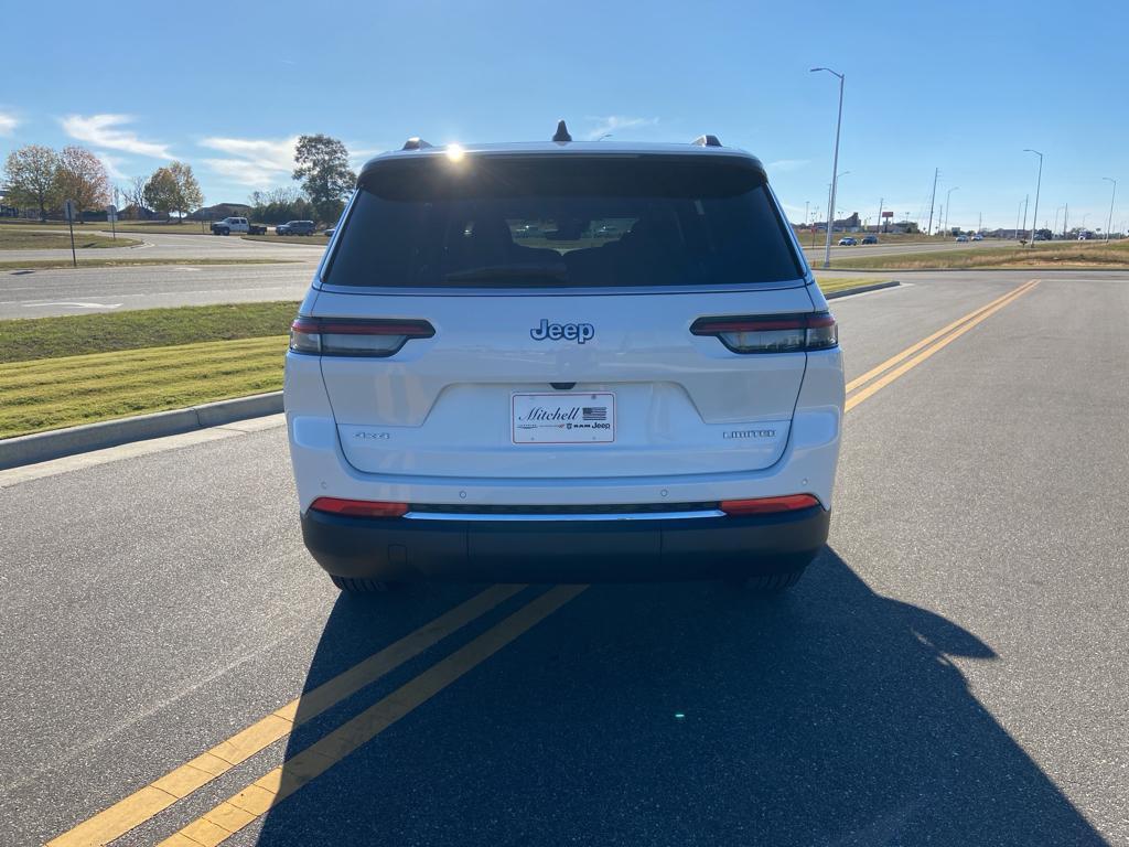 new 2025 Jeep Grand Cherokee L car, priced at $47,726