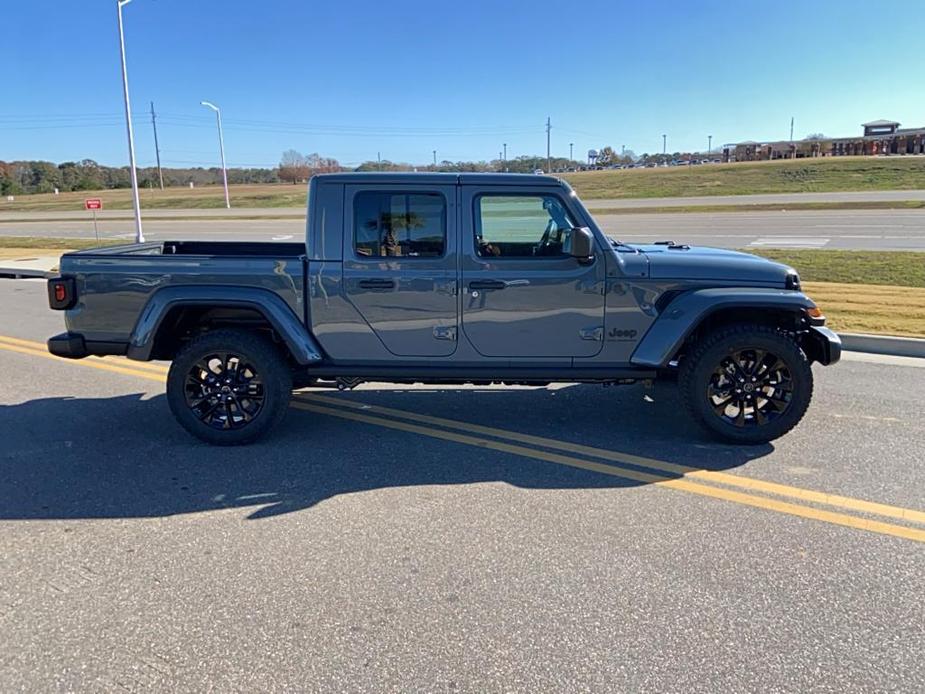 new 2025 Jeep Gladiator car, priced at $40,682