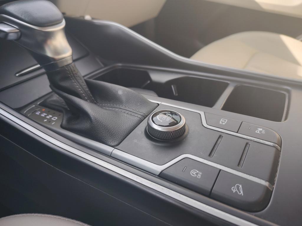 used 2022 Kia Sorento car, priced at $21,232