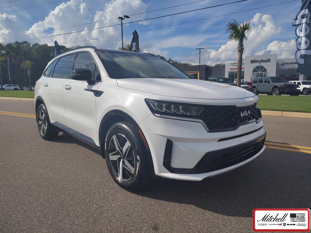 used 2022 Kia Sorento car, priced at $21,232