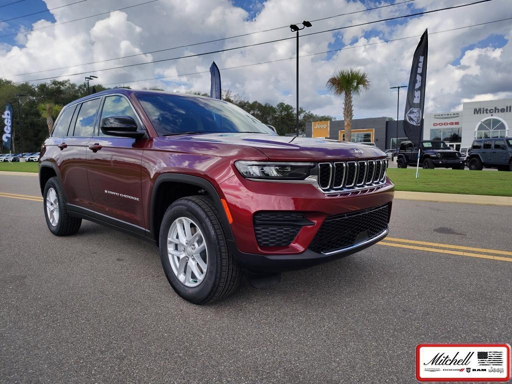 new 2025 Jeep Grand Cherokee car, priced at $39,379