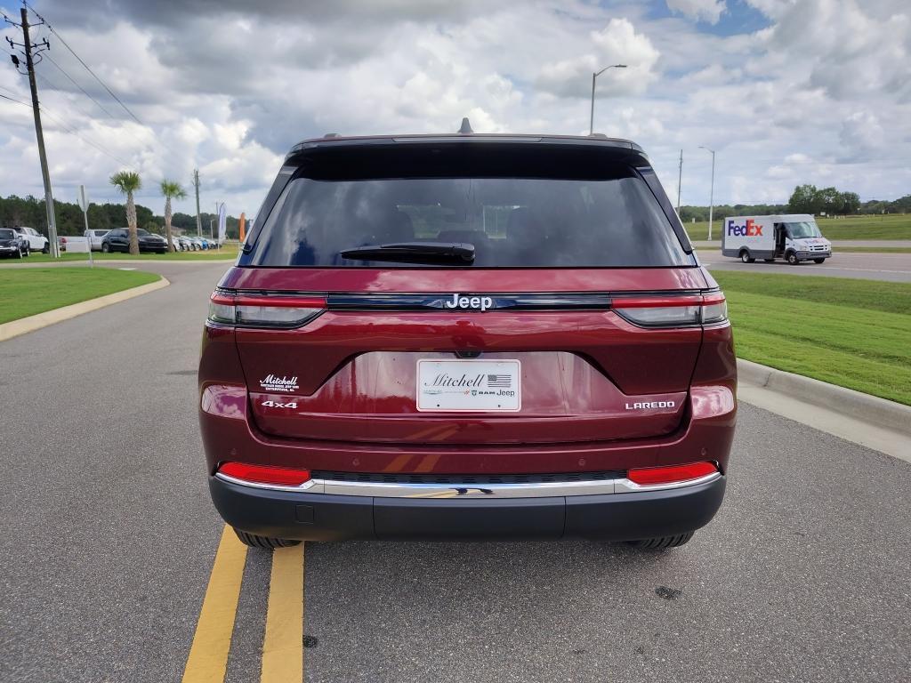 new 2025 Jeep Grand Cherokee car, priced at $39,379