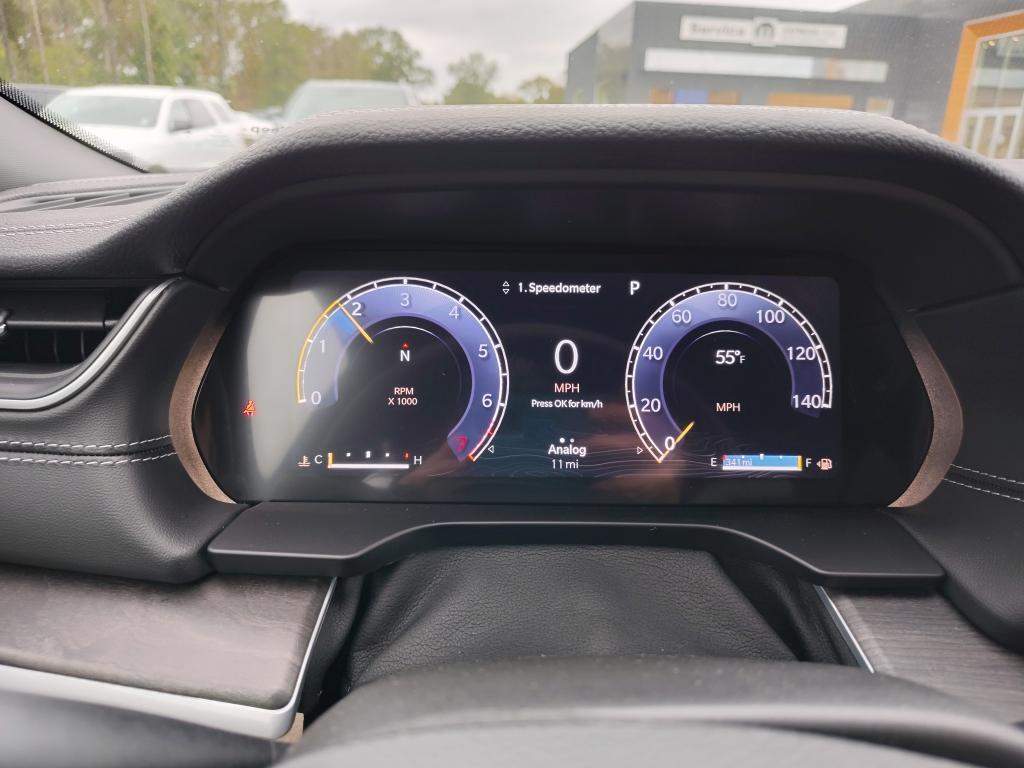 new 2025 Jeep Grand Cherokee car, priced at $41,240