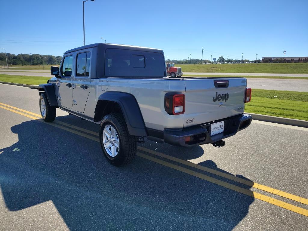 used 2020 Jeep Gladiator car, priced at $28,263