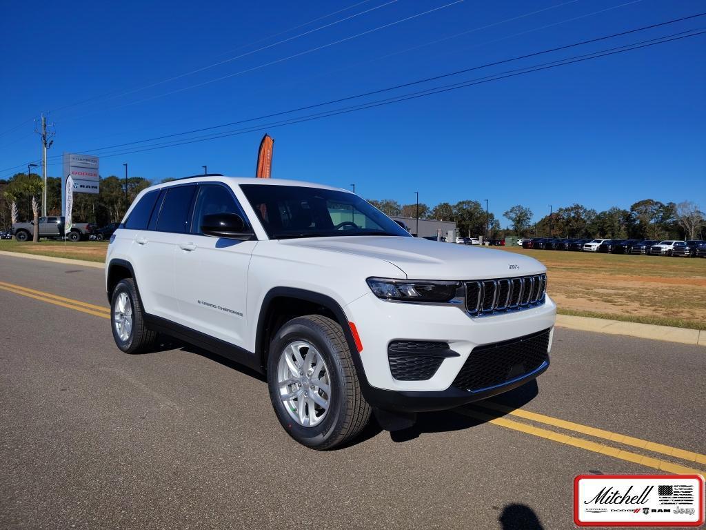 new 2025 Jeep Grand Cherokee car, priced at $36,021