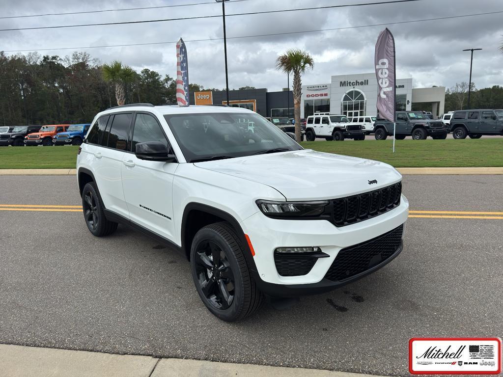 new 2025 Jeep Grand Cherokee car, priced at $47,573