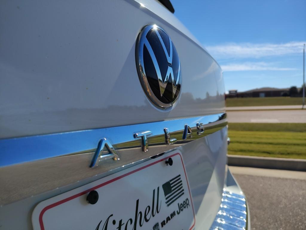 used 2021 Volkswagen Atlas car, priced at $23,133
