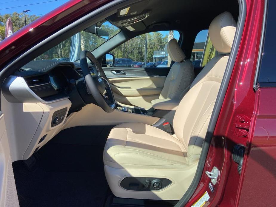 new 2025 Jeep Grand Cherokee L car, priced at $43,849