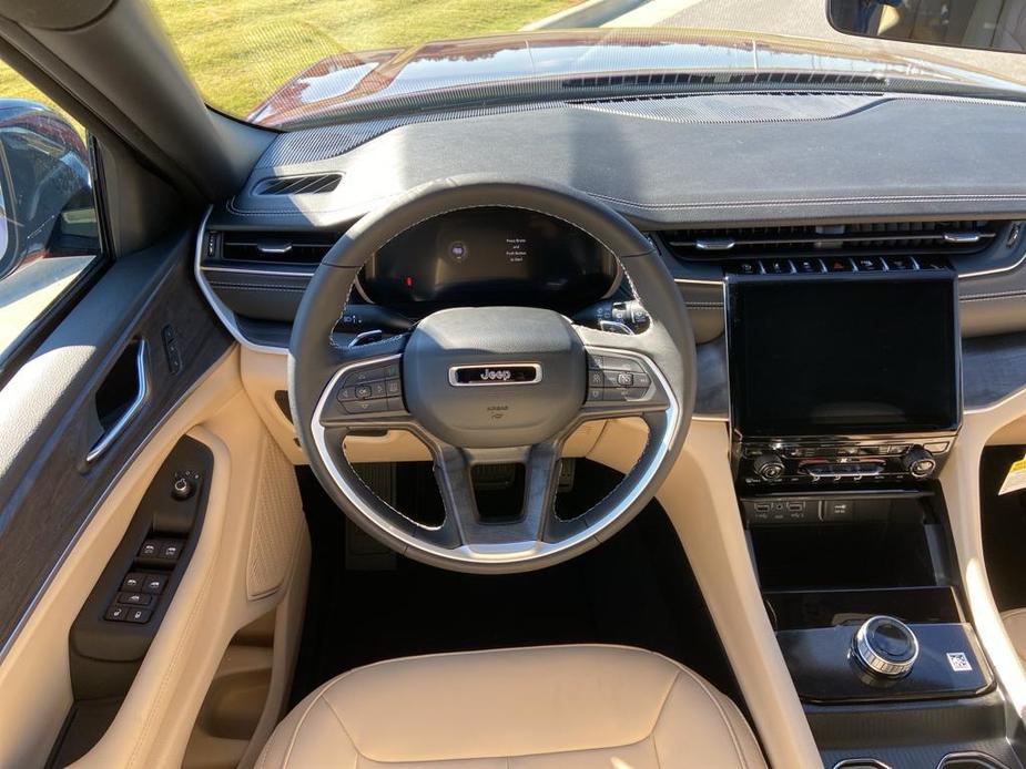 new 2025 Jeep Grand Cherokee L car, priced at $43,849