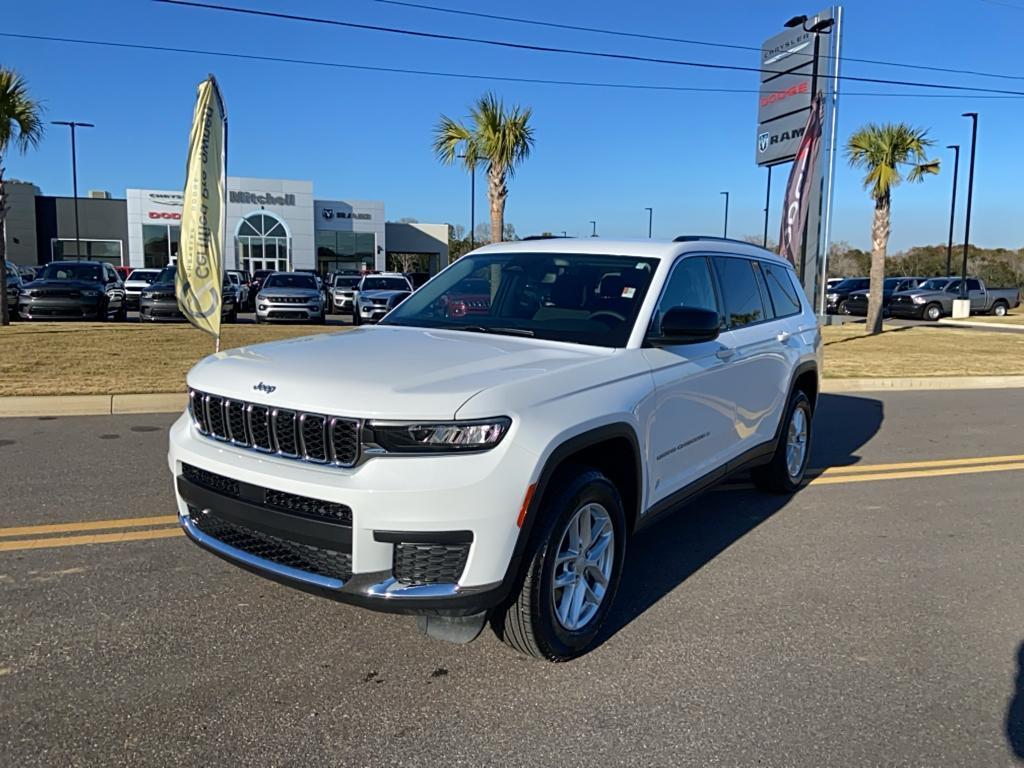 used 2024 Jeep Grand Cherokee L car, priced at $38,075