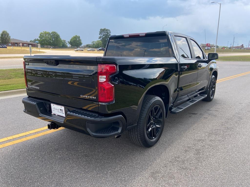 used 2025 Chevrolet Silverado 1500 car, priced at $38,020