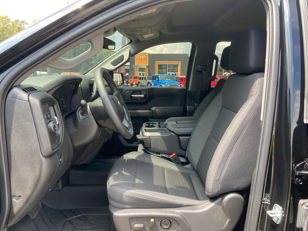 used 2025 Chevrolet Silverado 1500 car, priced at $38,020