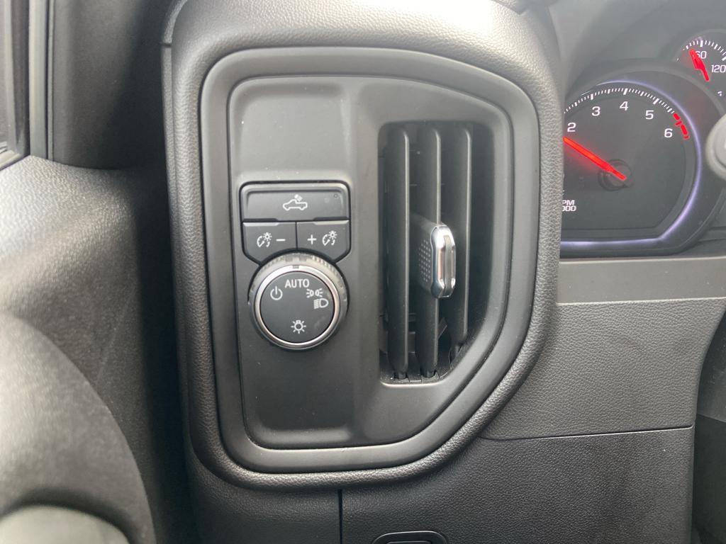 used 2025 Chevrolet Silverado 1500 car, priced at $38,020