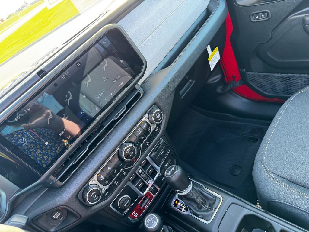 new 2025 Jeep Wrangler car, priced at $49,543