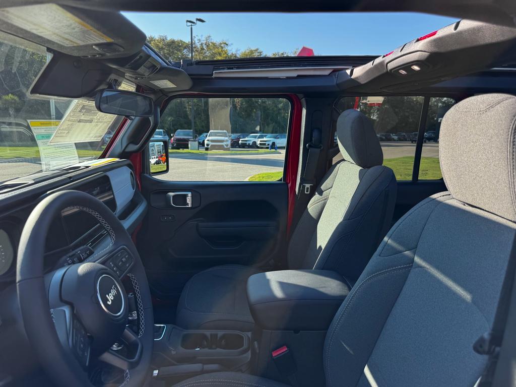 new 2025 Jeep Wrangler car, priced at $49,543