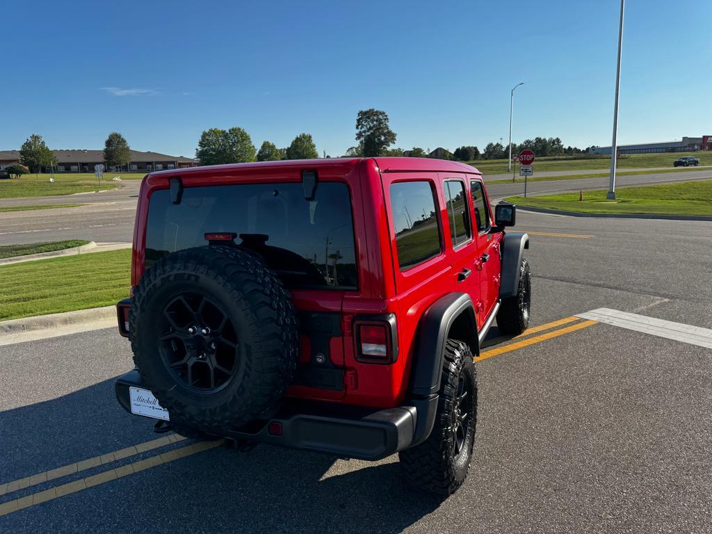 new 2025 Jeep Wrangler car, priced at $49,543