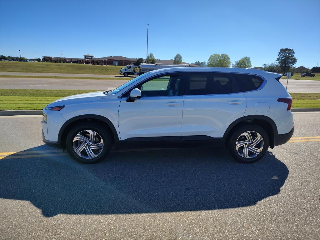used 2022 Hyundai Santa Fe car, priced at $17,852