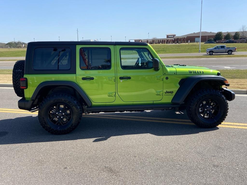 new 2025 Jeep Wrangler car, priced at $54,070