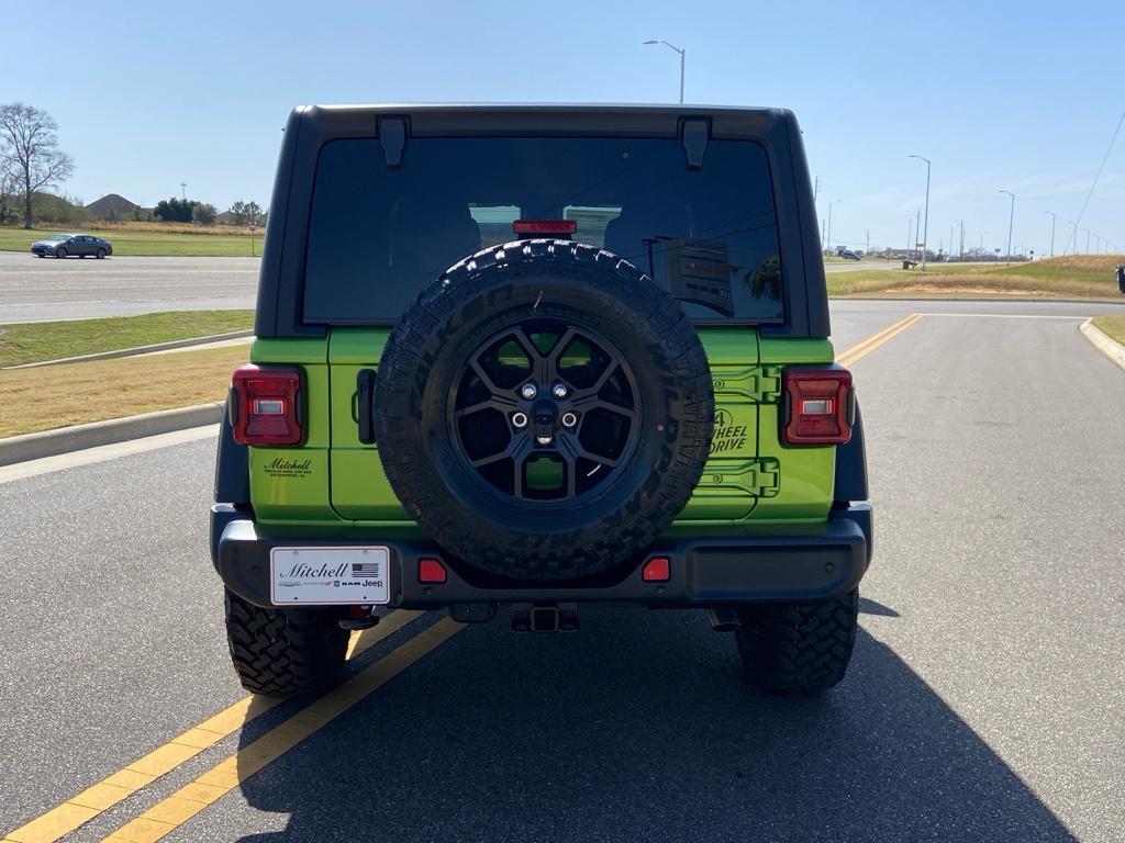 new 2025 Jeep Wrangler car, priced at $54,070