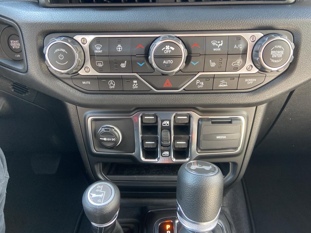 new 2025 Jeep Wrangler car, priced at $49,394