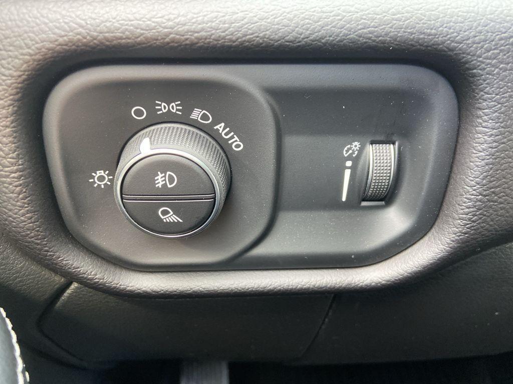 new 2025 Ram 2500 car, priced at $69,971