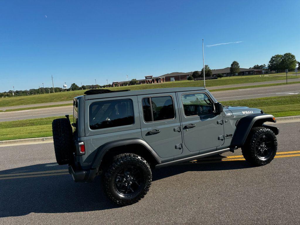 new 2025 Jeep Wrangler car, priced at $49,125