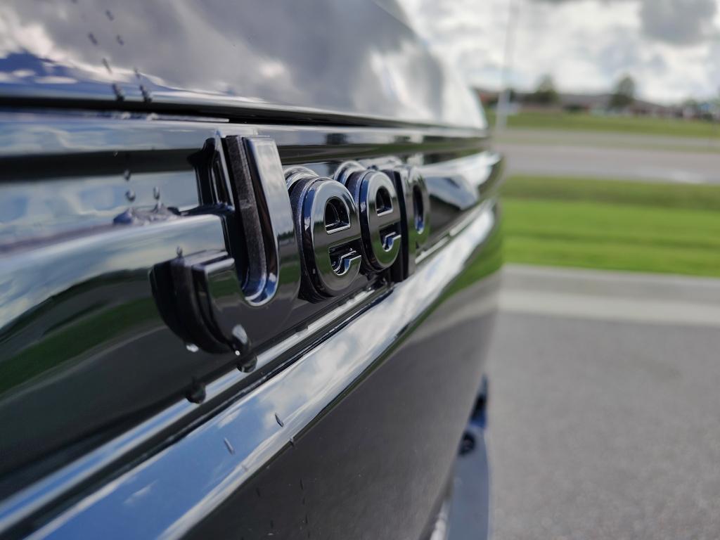 new 2025 Jeep Grand Cherokee car, priced at $43,258