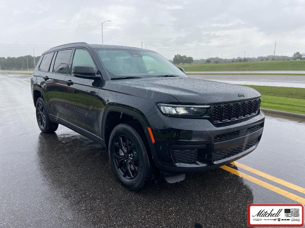 new 2025 Jeep Grand Cherokee L car, priced at $43,610