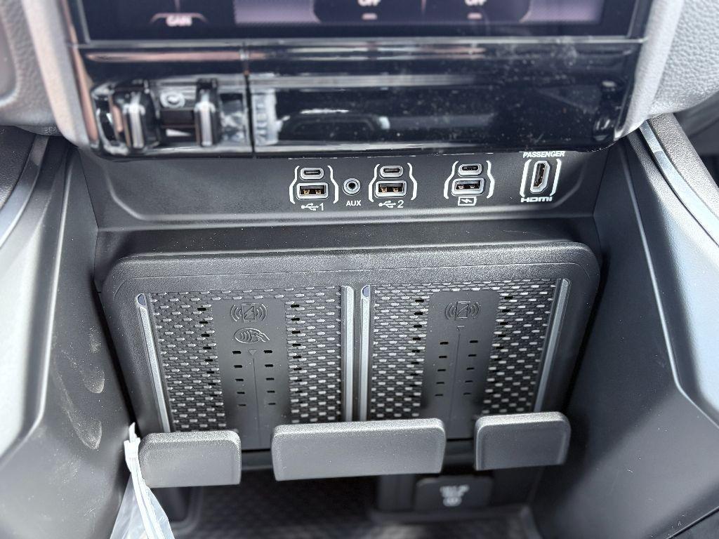 new 2025 Ram 1500 car, priced at $60,667