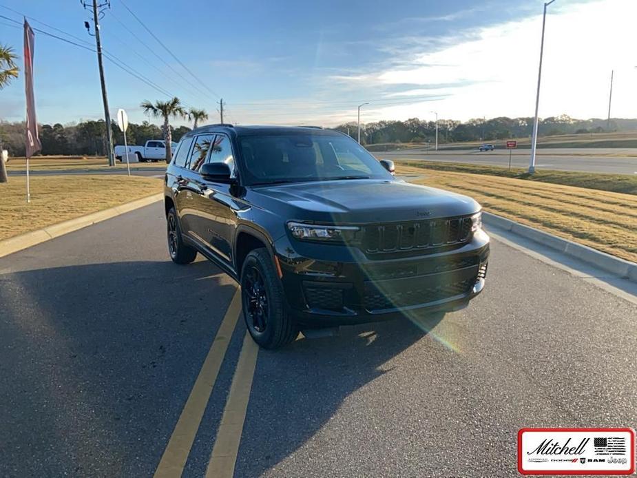 new 2025 Jeep Grand Cherokee L car, priced at $44,030