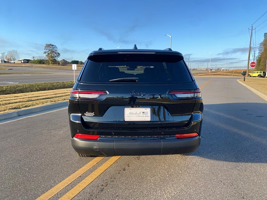 new 2025 Jeep Grand Cherokee L car, priced at $44,030