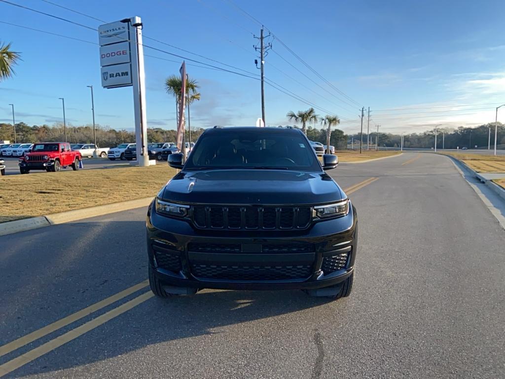 new 2025 Jeep Grand Cherokee L car, priced at $44,030