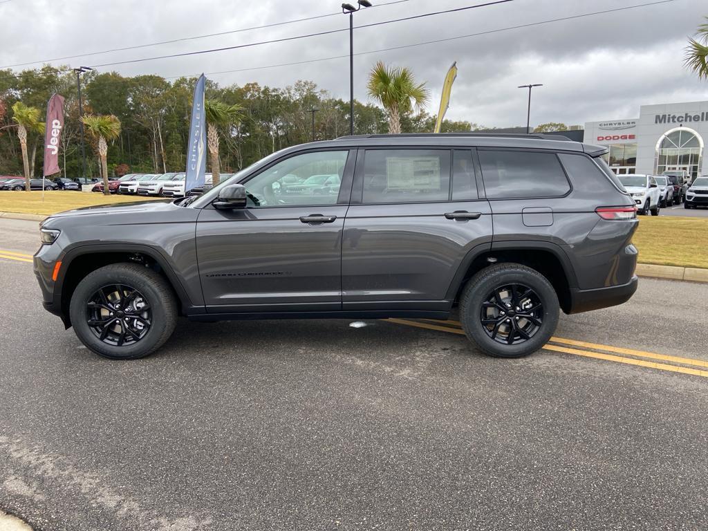 new 2025 Jeep Grand Cherokee L car, priced at $46,034