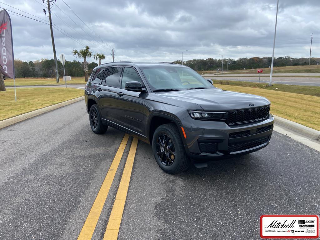 new 2025 Jeep Grand Cherokee L car, priced at $46,034