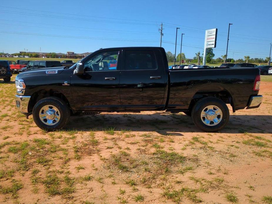 new 2024 Ram 2500 car, priced at $61,715