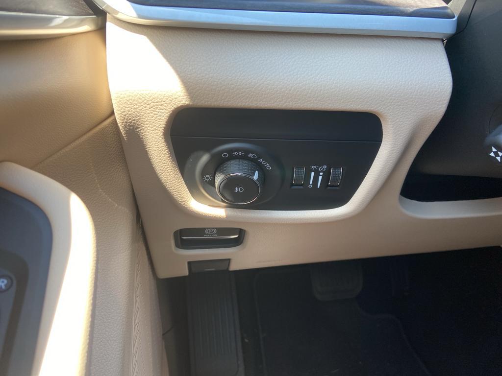 new 2025 Jeep Grand Cherokee L car, priced at $49,708