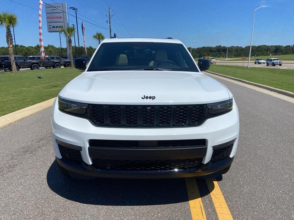 new 2025 Jeep Grand Cherokee L car, priced at $49,708