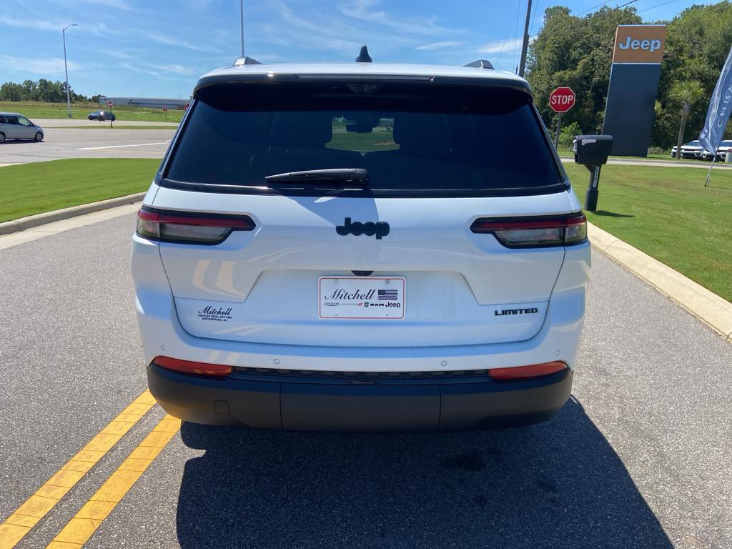 new 2025 Jeep Grand Cherokee L car, priced at $49,708