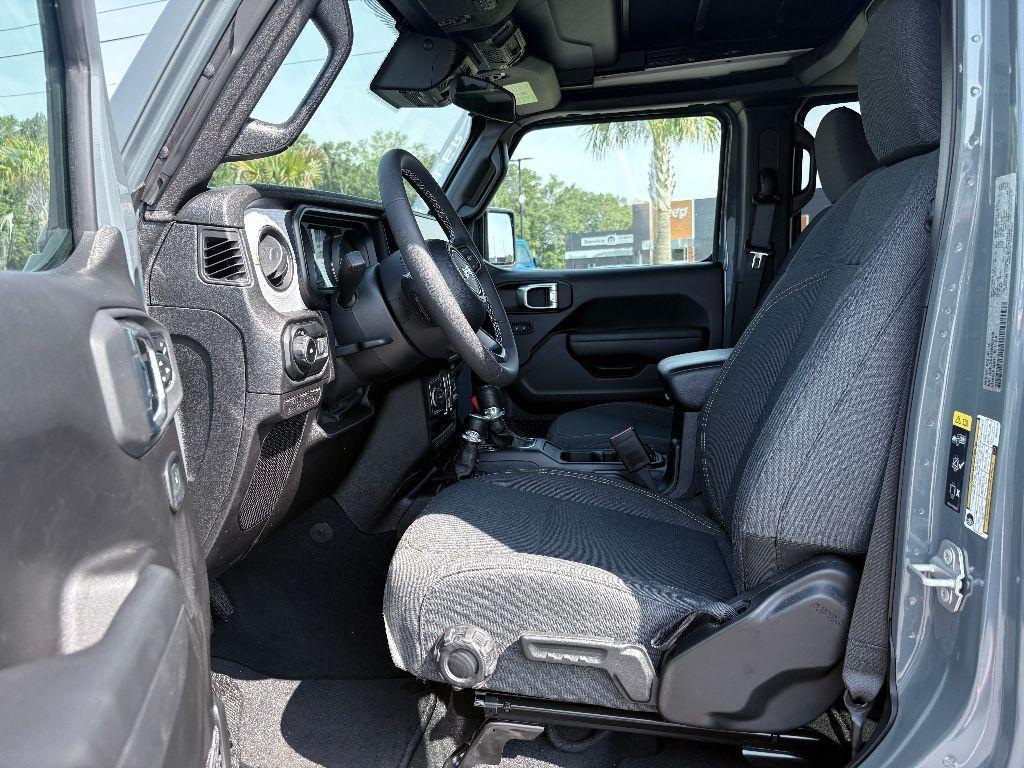 new 2025 Jeep Wrangler car, priced at $51,126