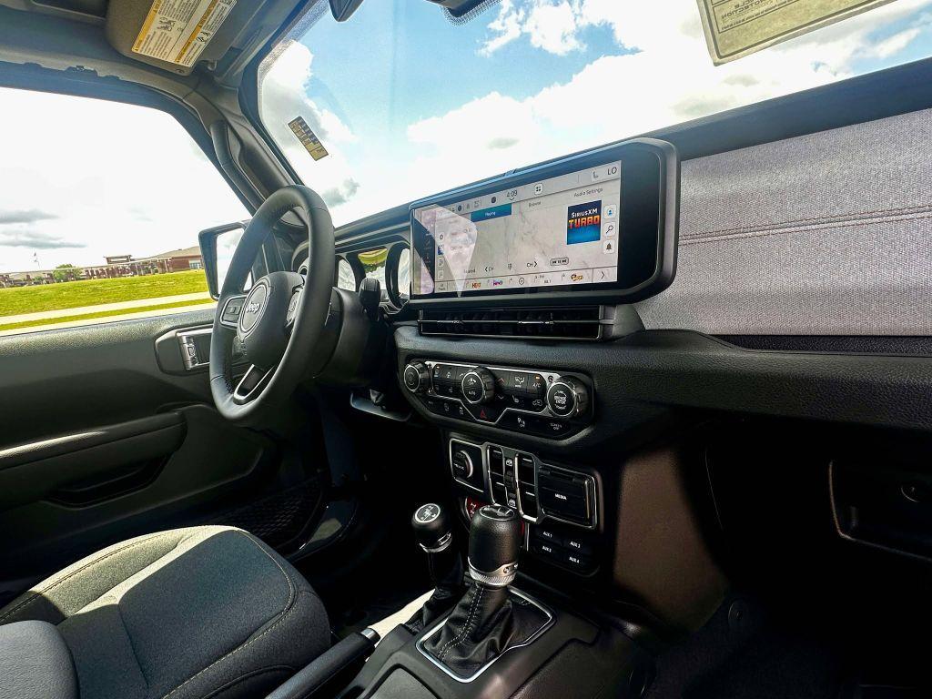new 2025 Jeep Wrangler car, priced at $55,121
